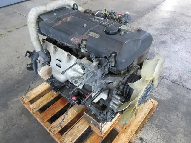 Moteur 4HF1 Isuzu Elf