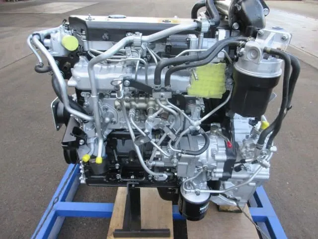 Moteur 4HK1-TCN Isuzu Elf