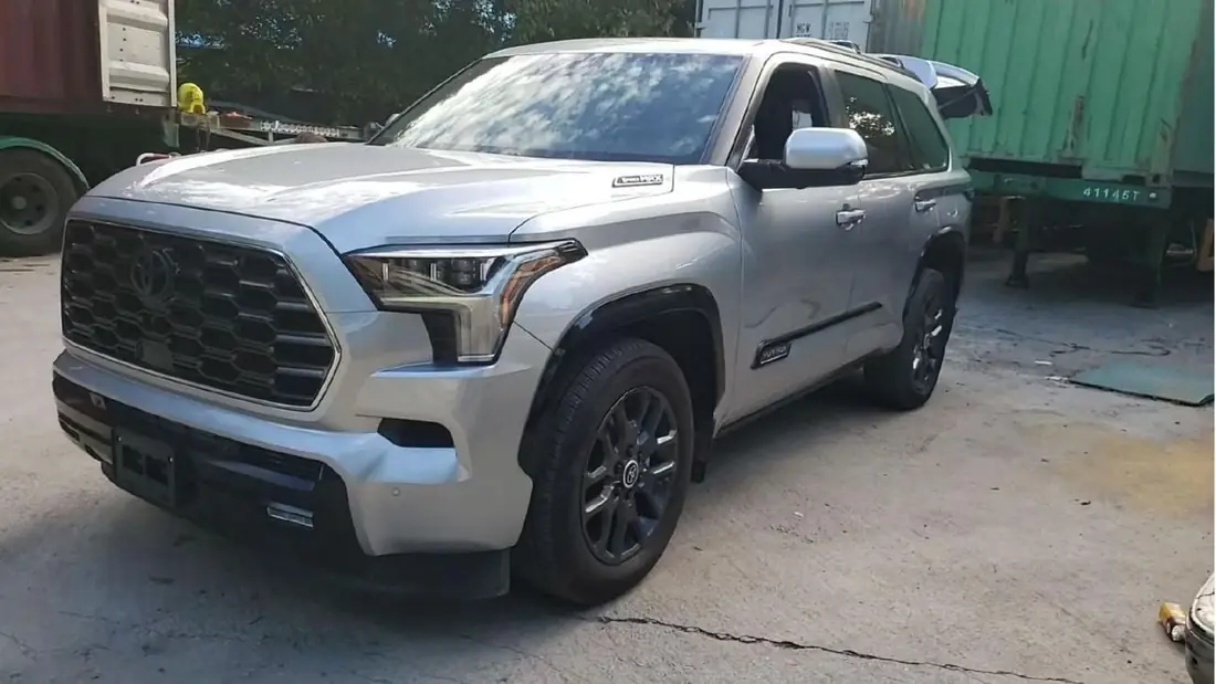 Toyota Sequoia 2024