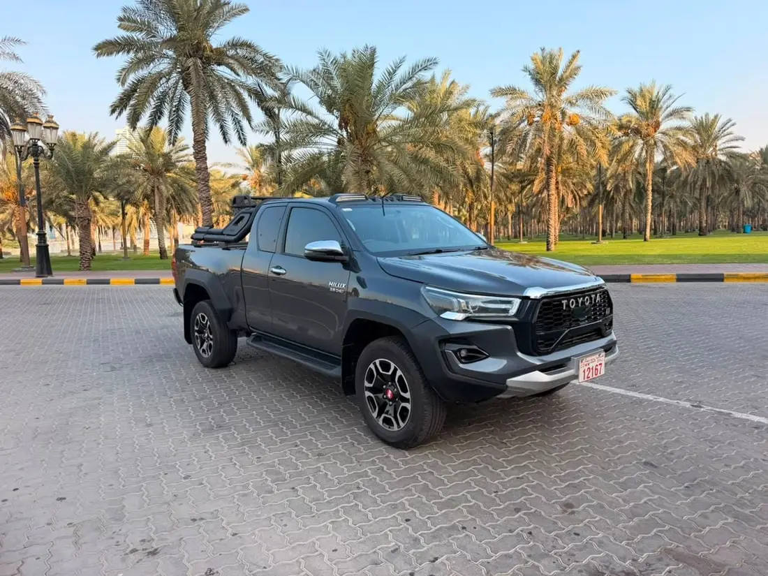 Toyota Hilux SR Upgrade to GR Sport 2016