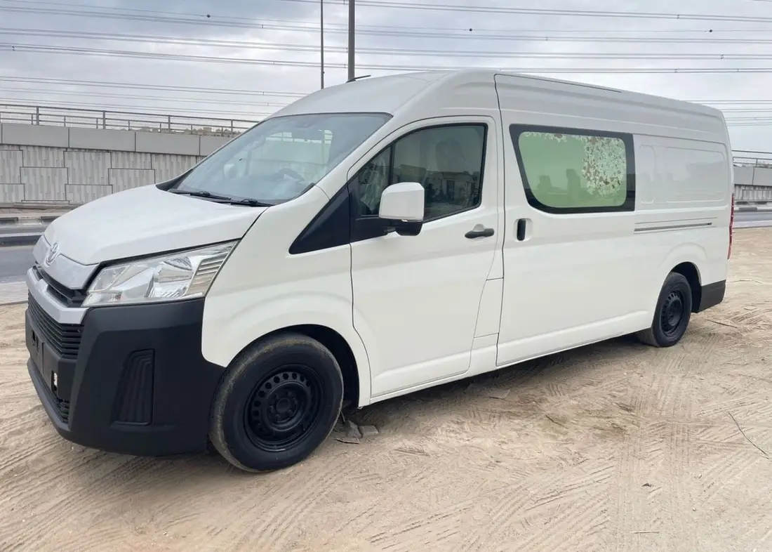 Toyota Hiace DLS – STANDARD ROOF 2021