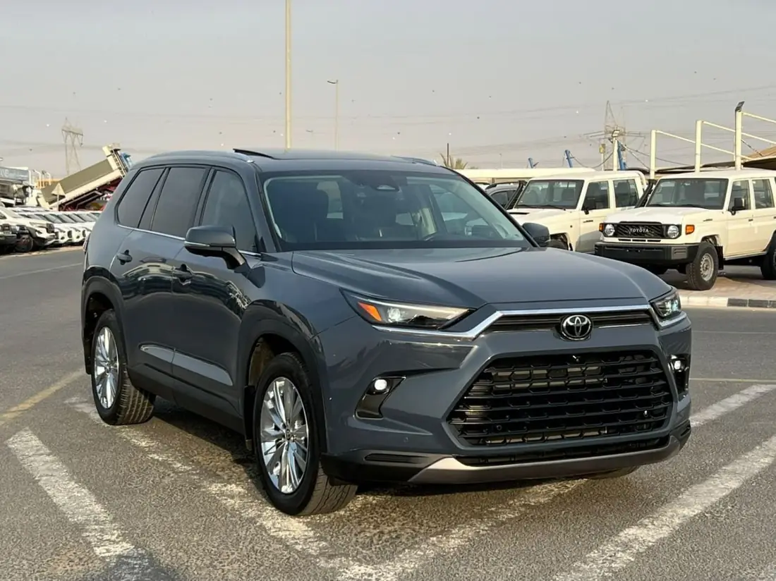 Toyota Highlander PLATINUM 2024