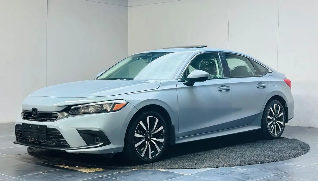 Honda Civic EX 2024