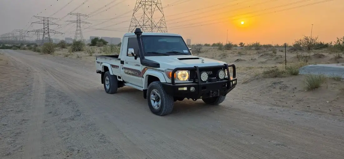 Toyota Land Cruiser 70 2017 – photo 1