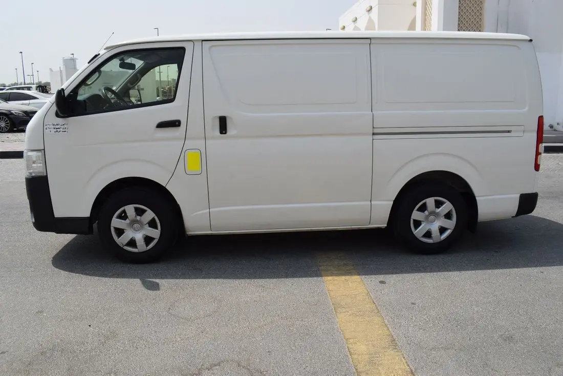 Toyota Hiace GL 2023