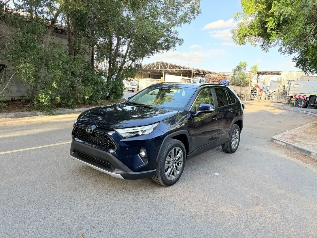 Toyota RAV4 2025
