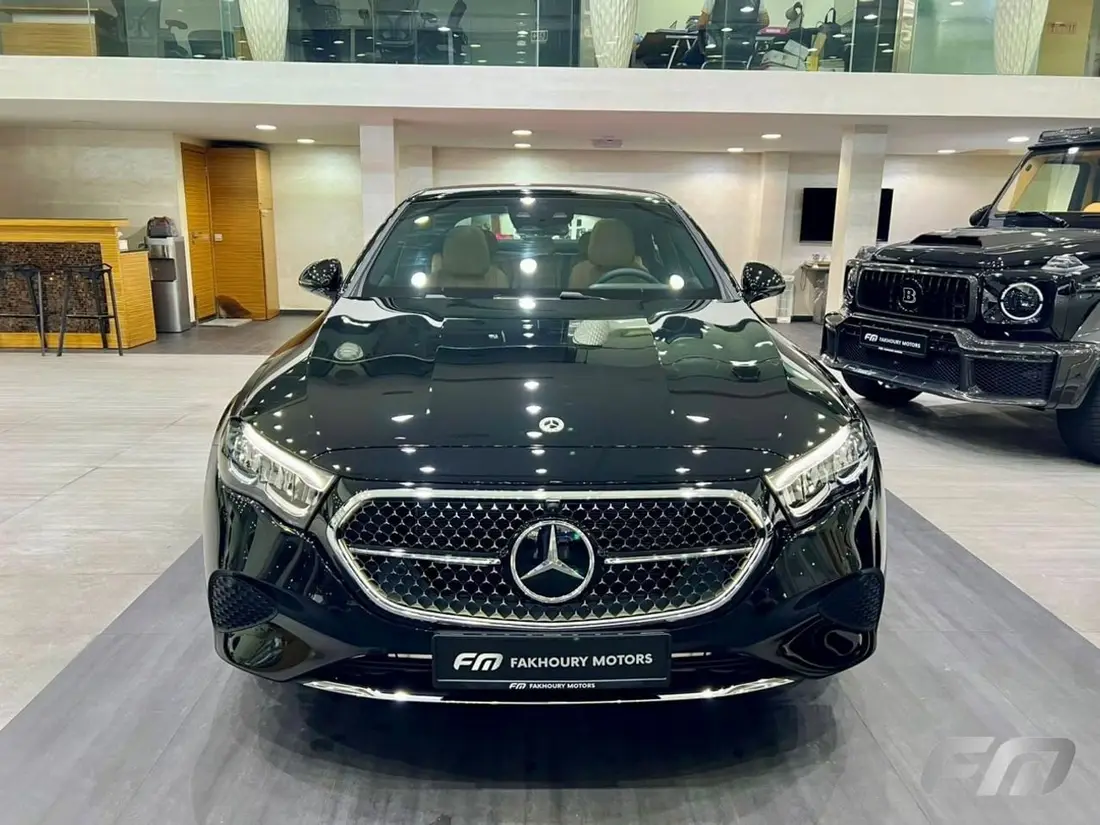 Mercedes-Benz E200 2026