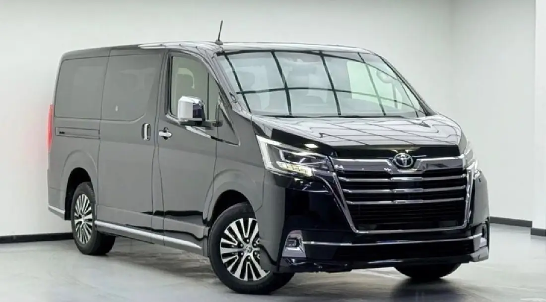 Toyota Granvia 2023