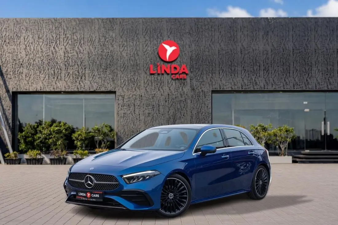 Mercedes-Benz A200 AMG 2025