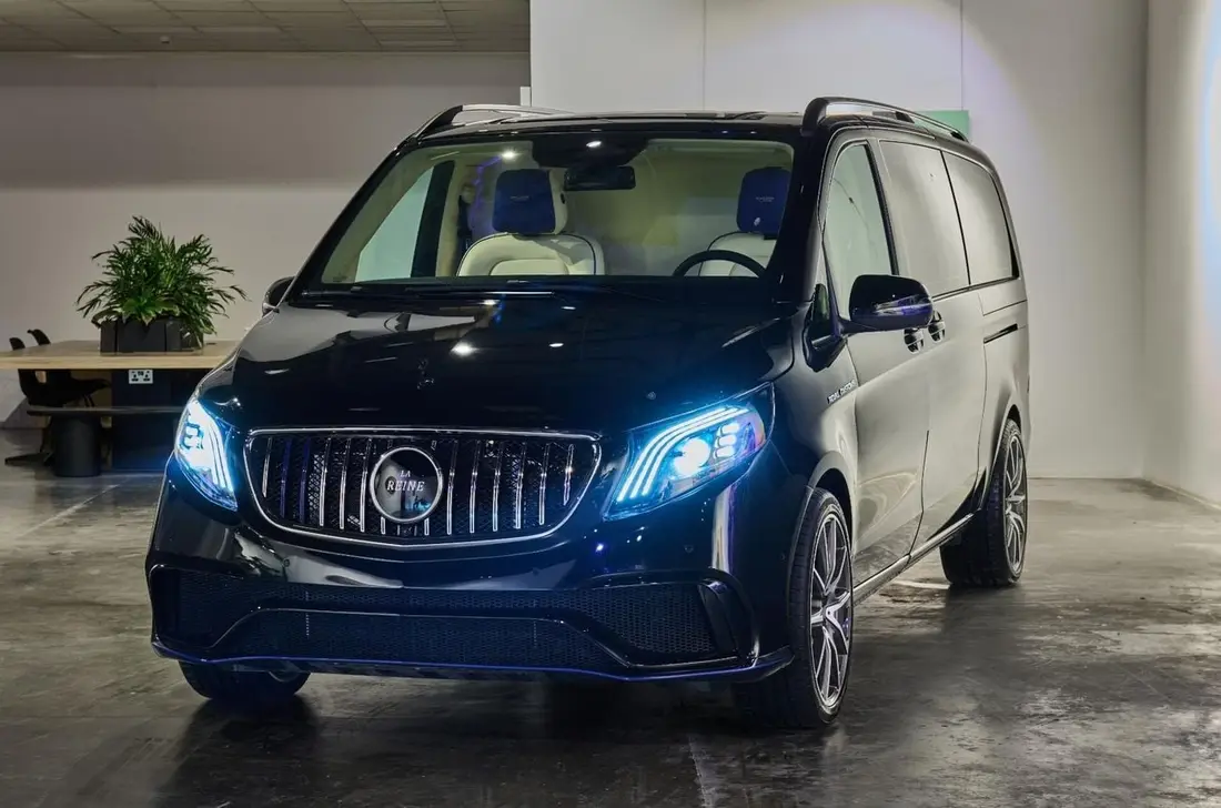 Mercedes-Benz V300 2026