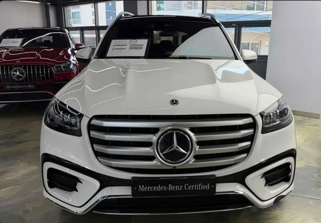 Mercedes-Benz GLS 580 2025