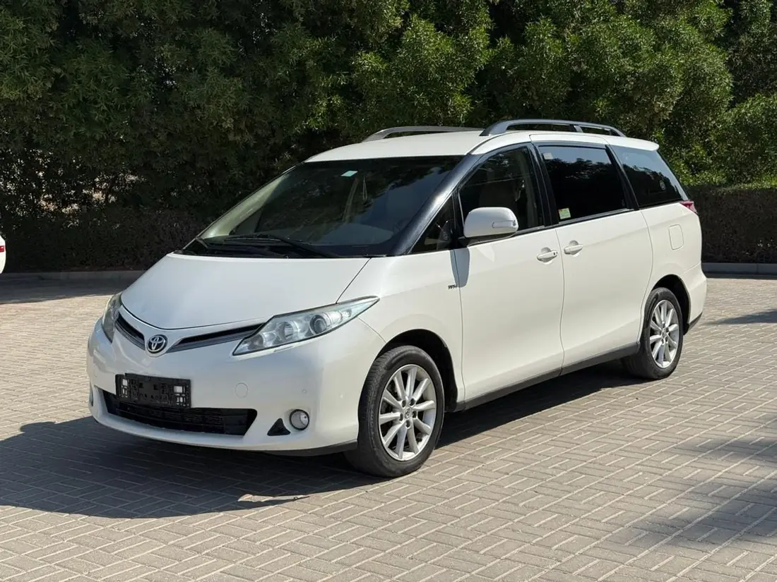 Toyota Previa 2020 – photo 1