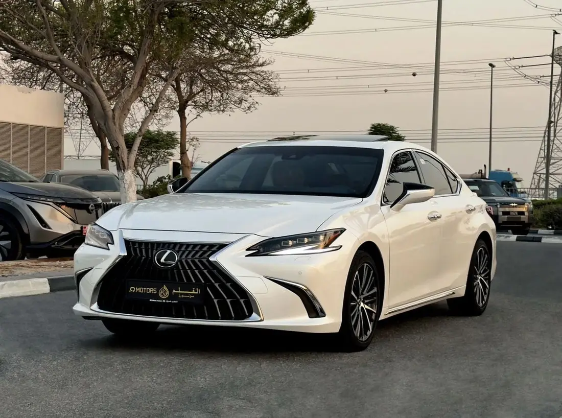 Lexus ES350 PLATINUM 2025