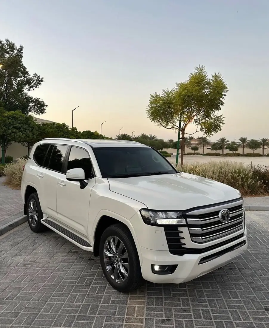 Toyota Land Cruiser 2022 – photo 1