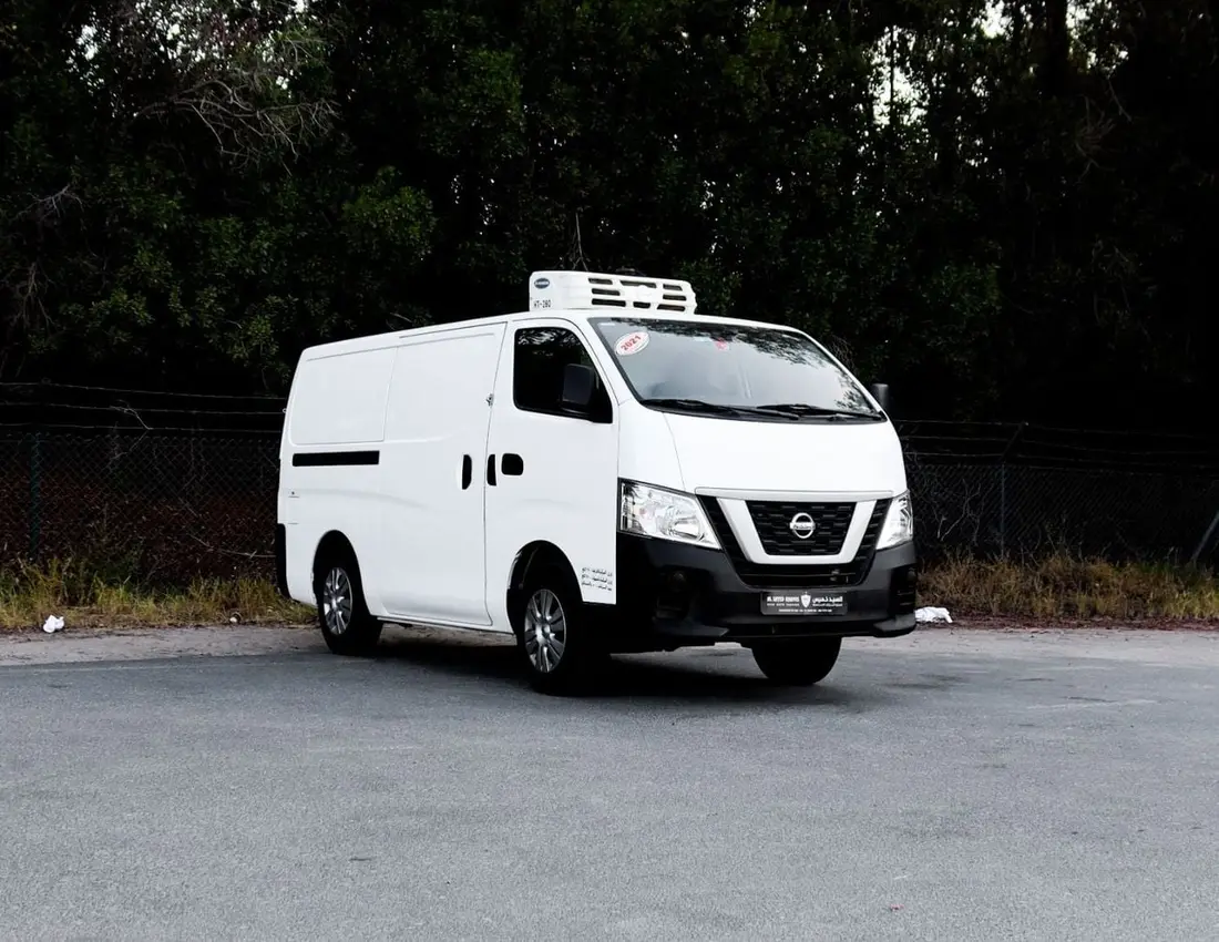 Nissan Urvan STANDARD 2021