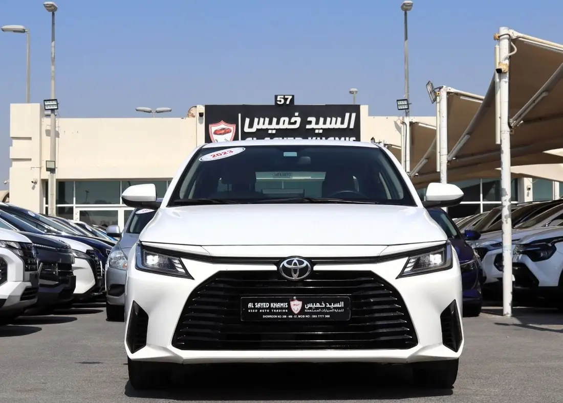 Toyota Yaris E 2023