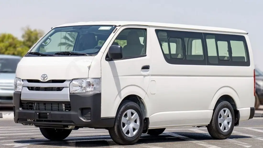 Toyota Hiace DLS – STANDARD ROOF 2025