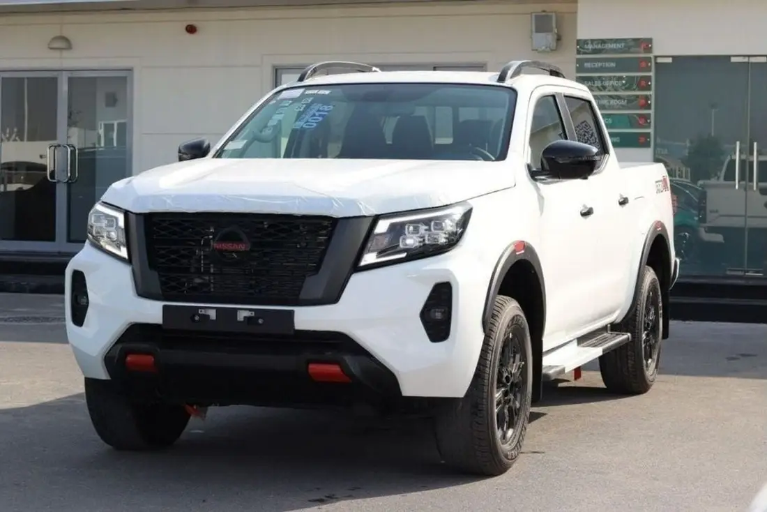 Nissan Navara 2025 – photo 1