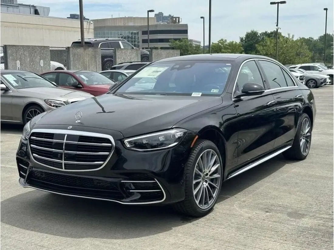 Mercedes-Benz S580 2025