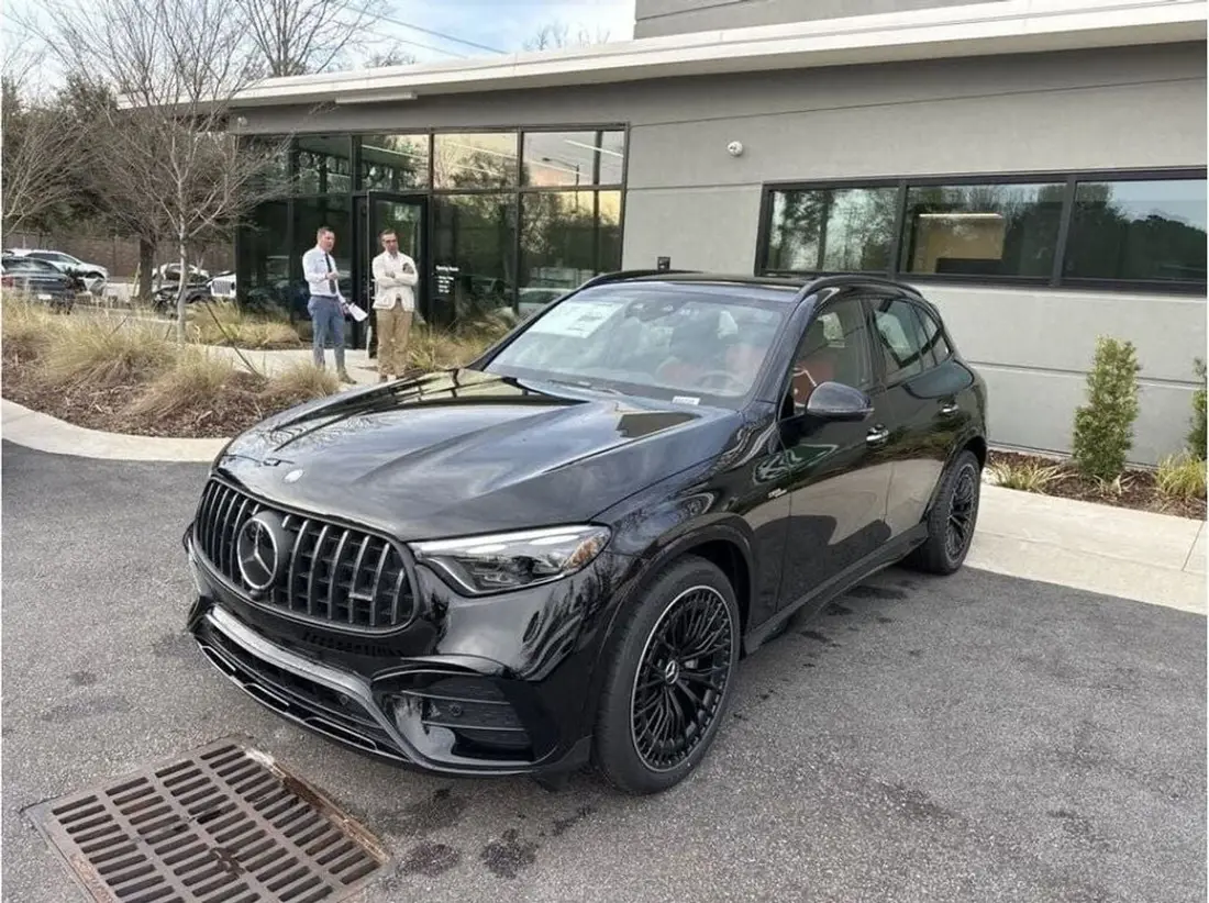 Mercedes-Benz GLC 43 AMG 2025 – photo 1