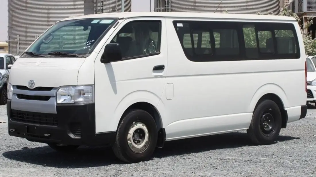 Toyota Hiace DLS – STANDARD ROOF 2025