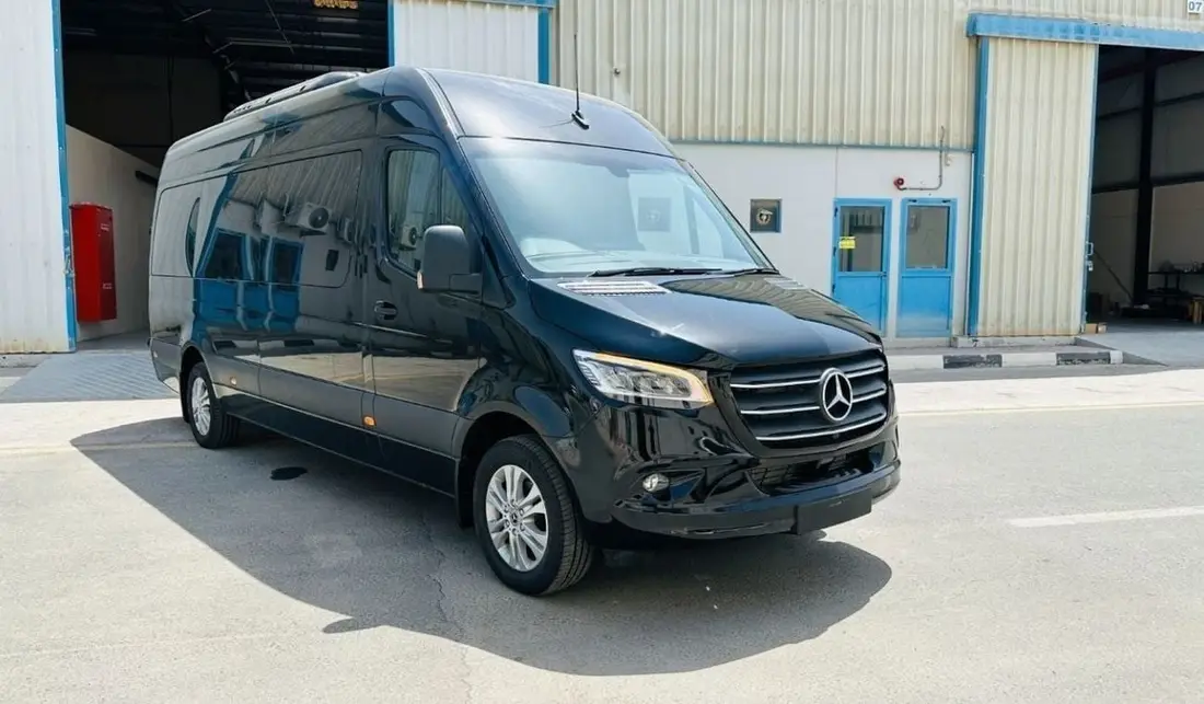 Mercedes-Benz Sprinter 2025