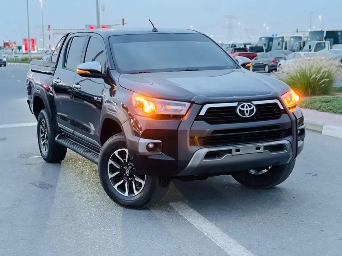 Toyota Hilux ADVENTURE 2018