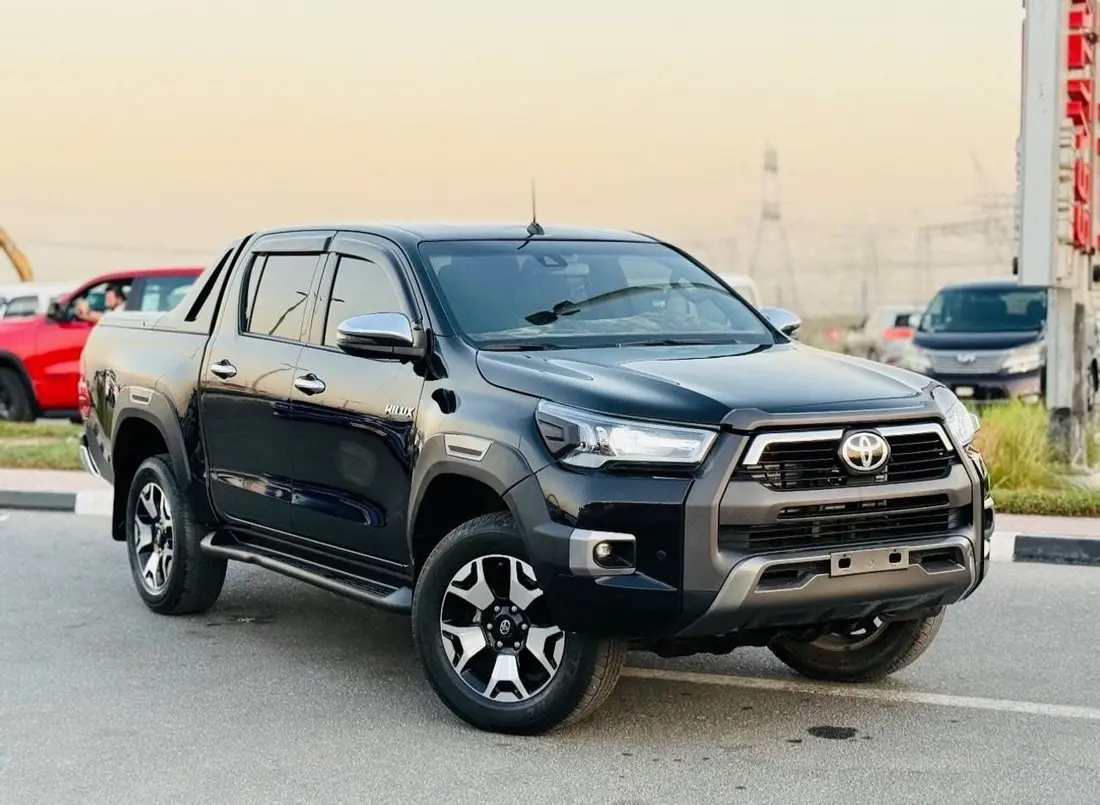 Toyota Hilux ADVENTURE 2021
