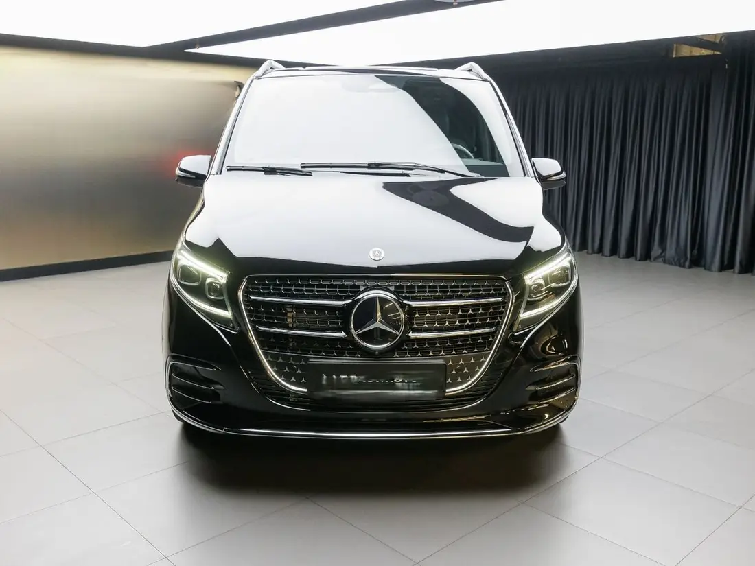 Mercedes-Benz V300 2025 – photo 1