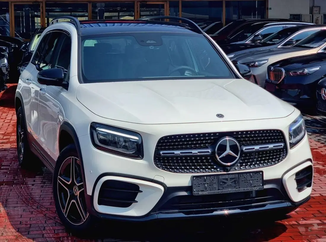 Mercedes-Benz GLB 200 2025 – photo 1