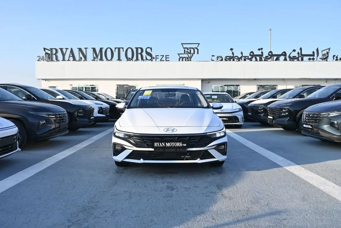 Hyundai Elantra COMFORT 2025