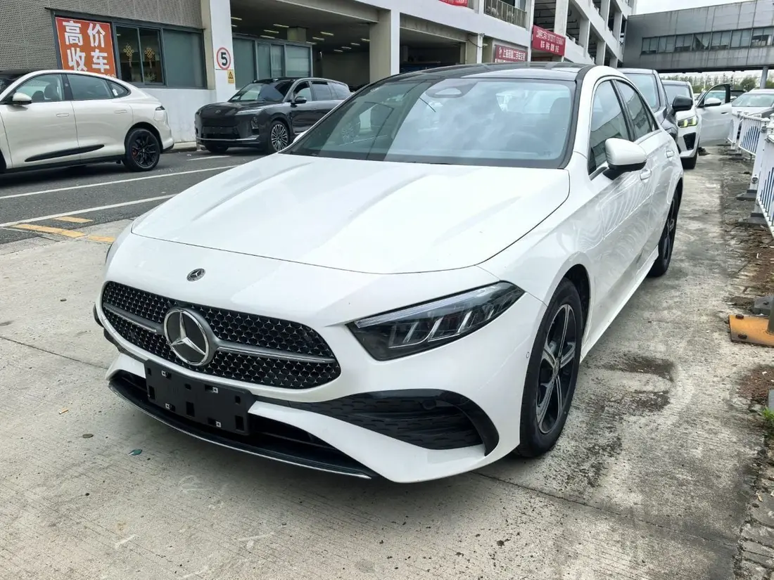 Mercedes-Benz A200 2025 – photo 1