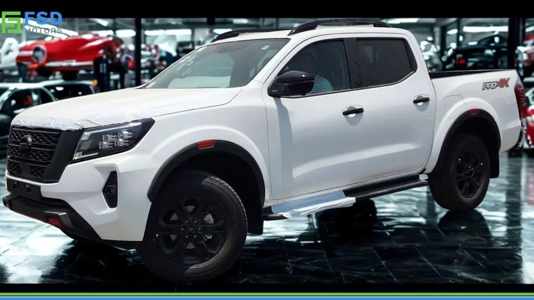 Nissan Navara 2025