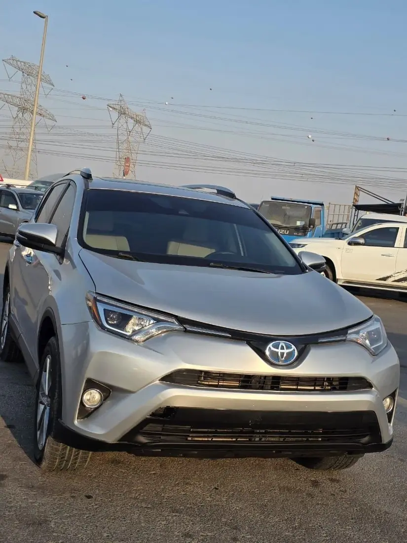 Toyota RAV4 LIMITED 2016