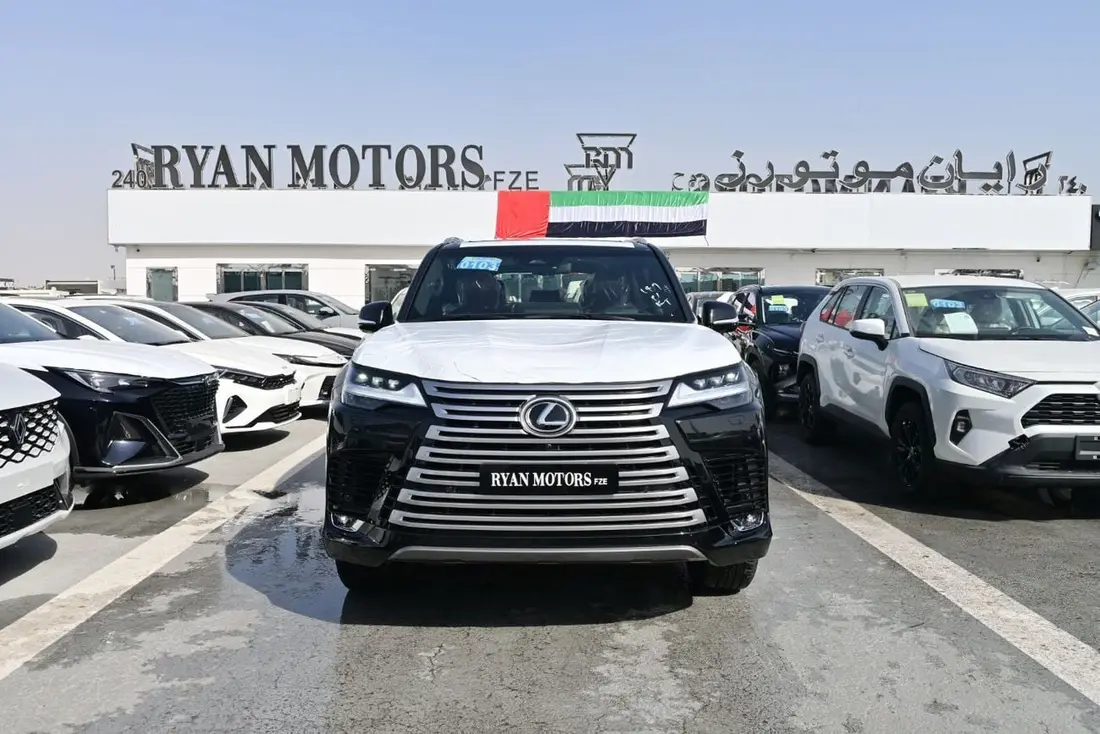 Lexus LX600 SIGNATURE 2025 – photo 1