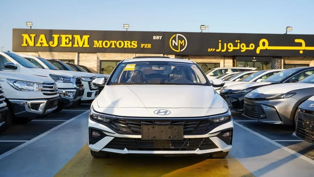 Hyundai Elantra COMFORT 2025