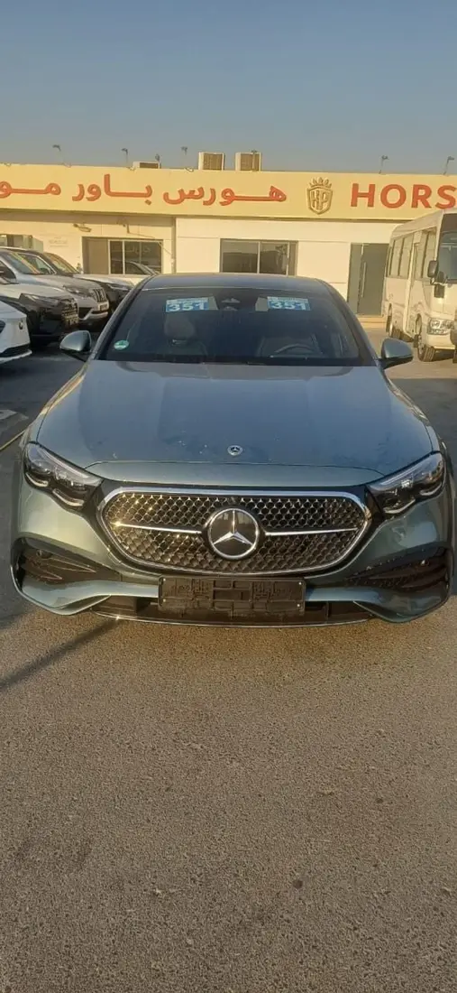 Mercedes-Benz E300 2025 – photo 1