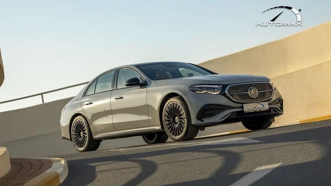 Mercedes-Benz E300 2026 – photo 1