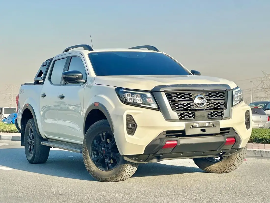 Nissan Navara 2021 – photo 1