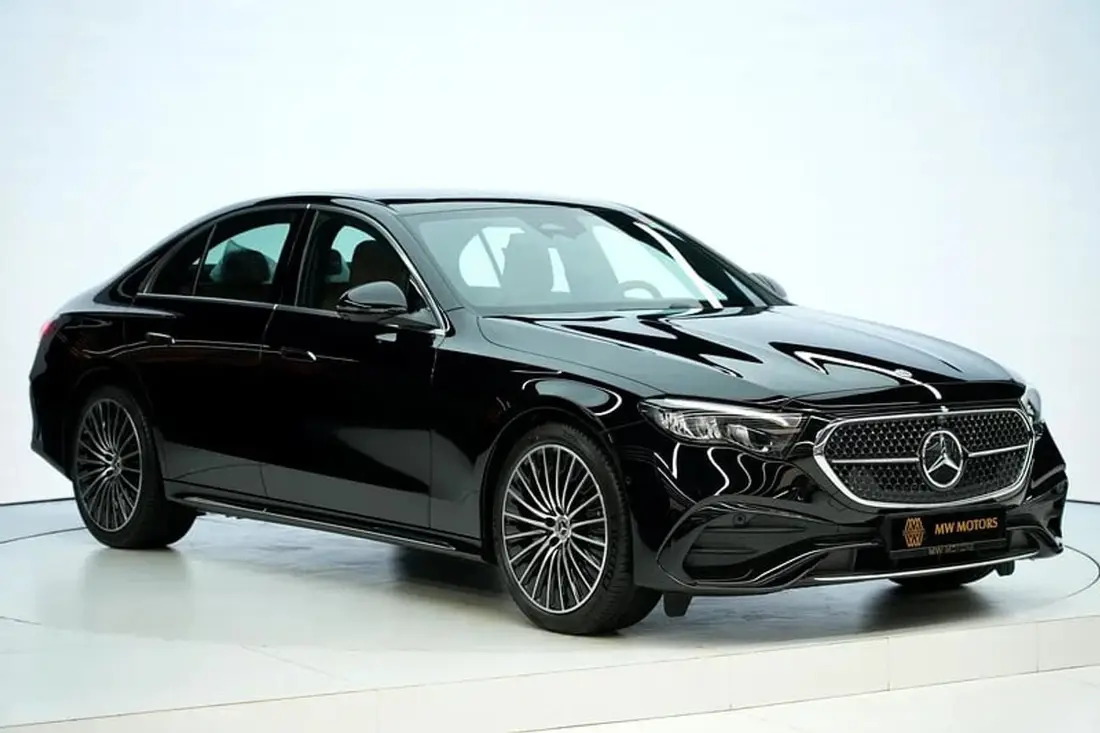Mercedes-Benz E200 AMG 2026 – photo 1