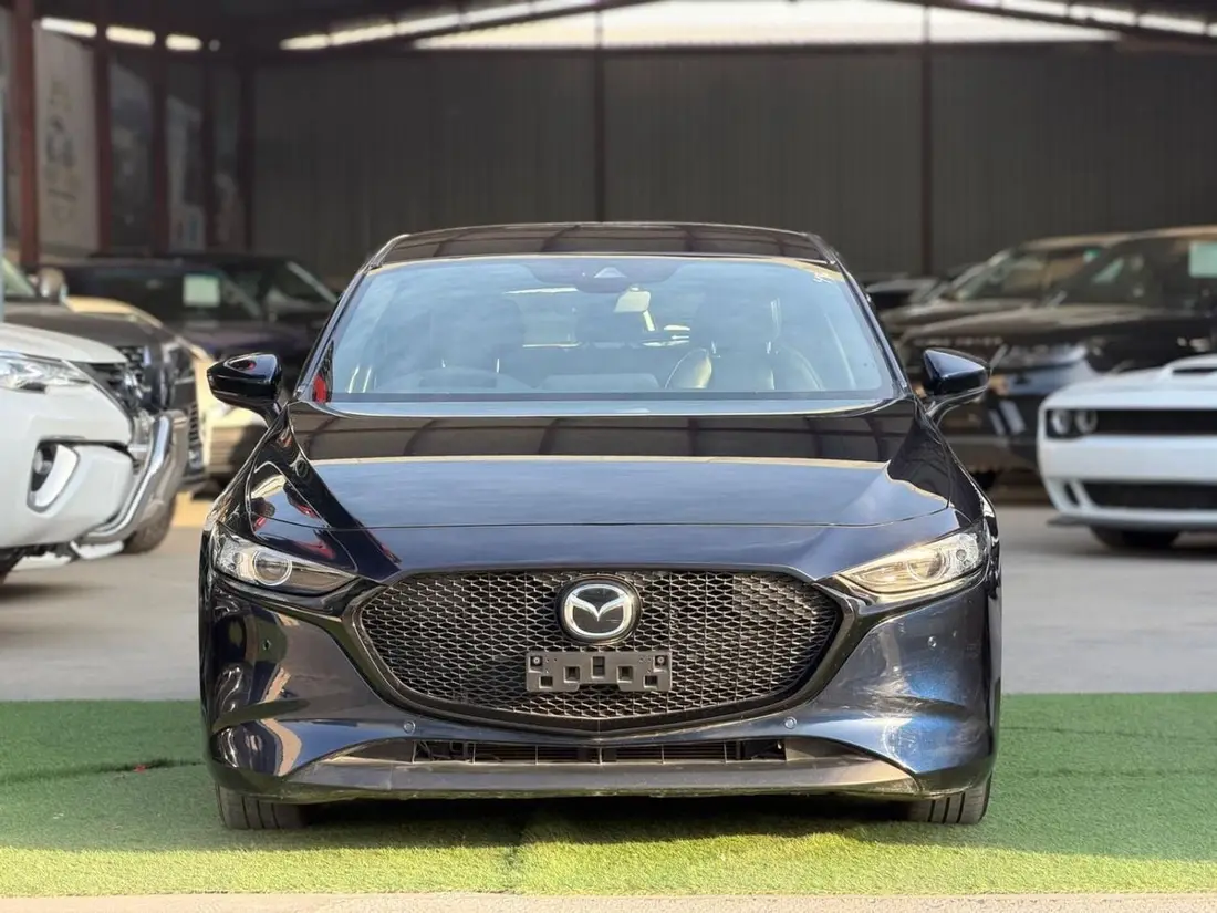 Mazda 3 2022 – photo 1