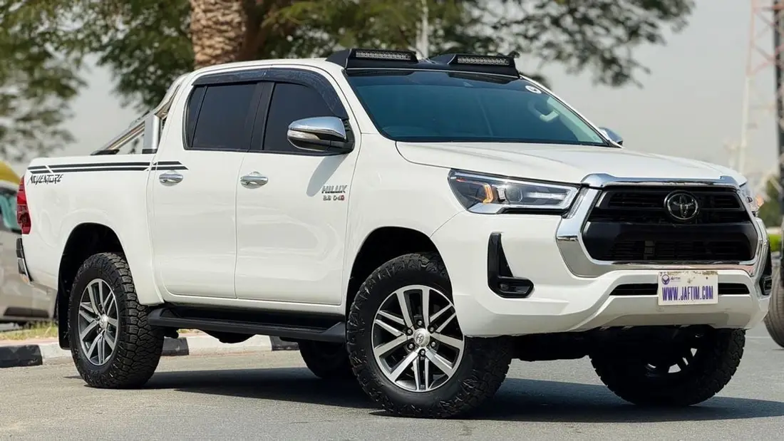 Toyota Hilux ADVENTURE 2021