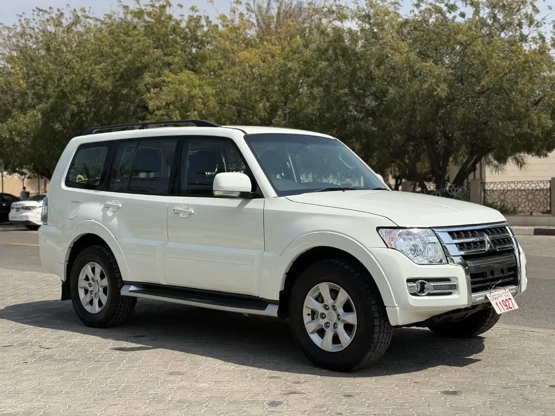 Mitsubishi Pajero GLS MIDLINE 2021 – photo 1