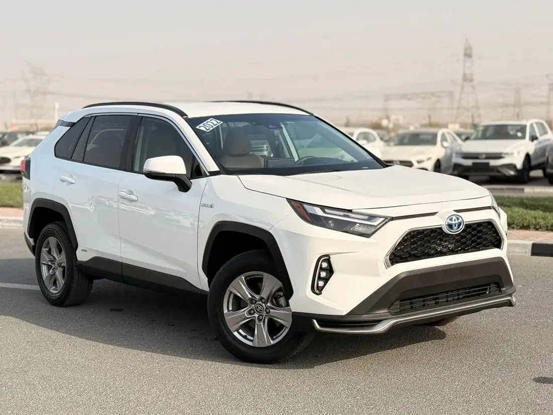 Toyota RAV4 XLE 2022 – photo 1