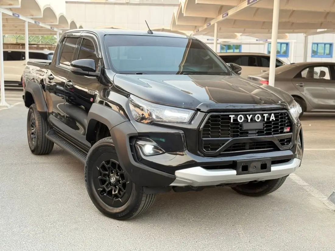 Toyota Hilux ADVENTURE 2020
