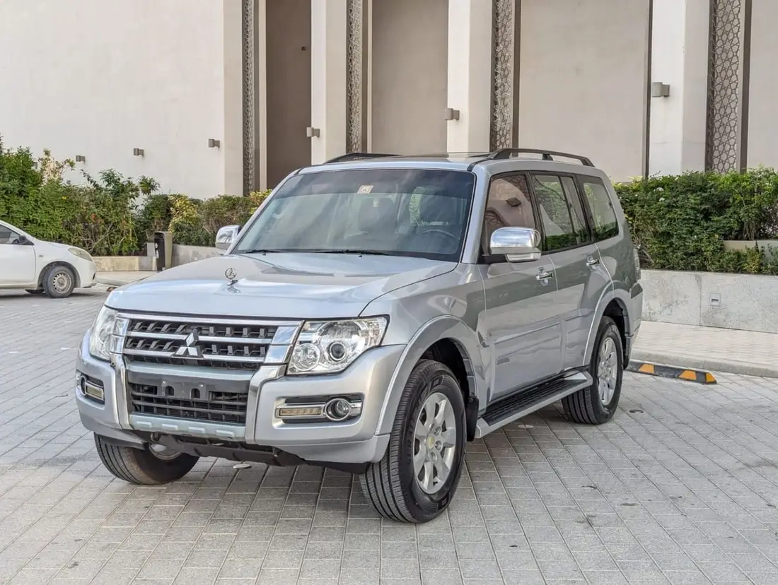 Mitsubishi Pajero GLS HIGHLINE 2015