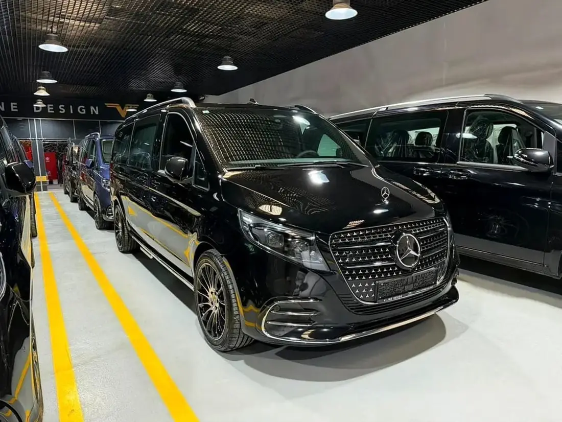 Mercedes-Benz V300 2026 – photo 1