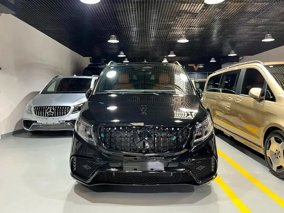 Mercedes-Benz V300 2026 – photo 1