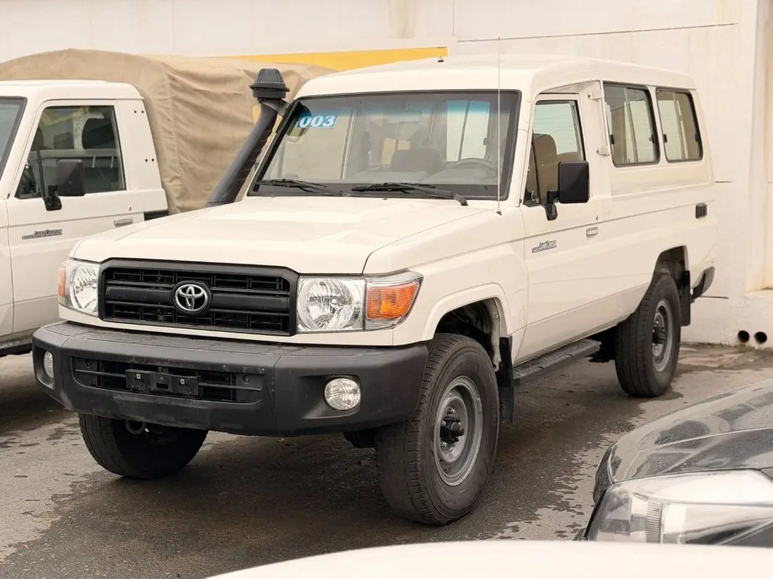 Toyota Land Cruiser 70 2019 – photo 1