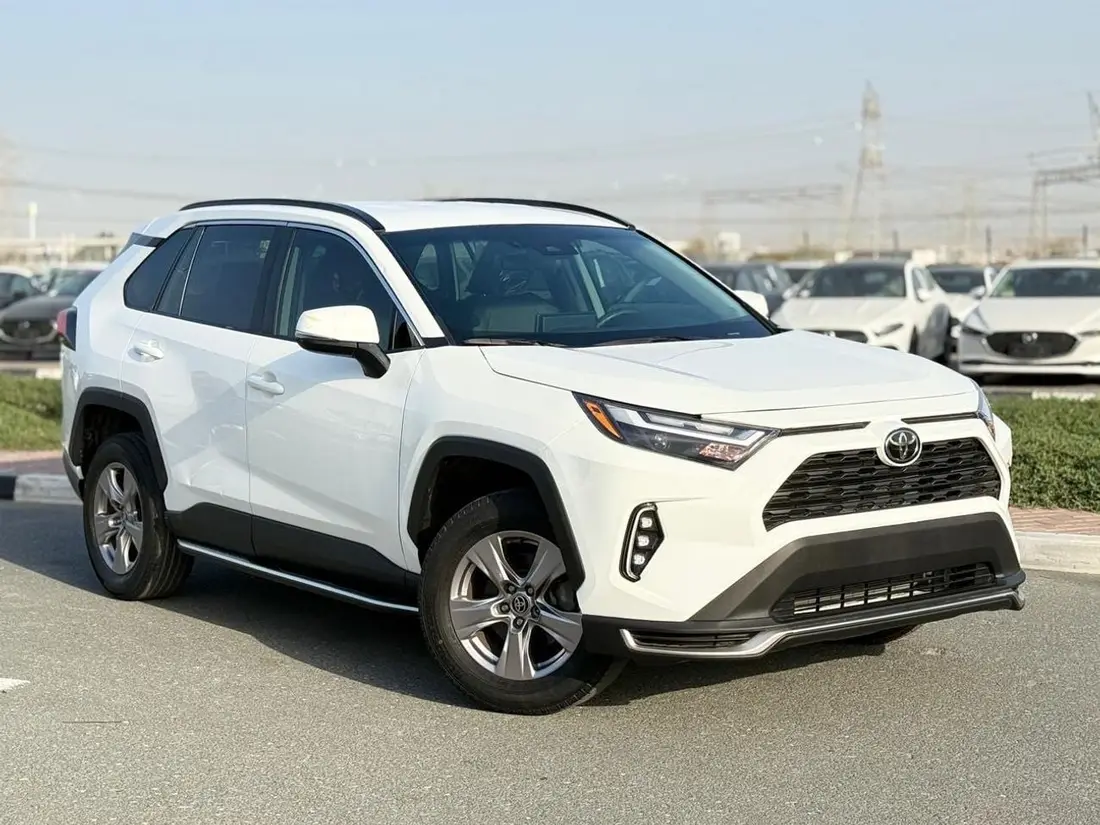 Toyota RAV4 XLE 2023